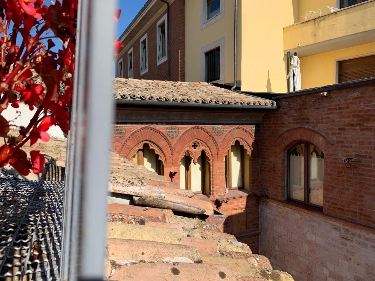Affittacamere Arco Polinori Фоліньо Екстер'єр фото