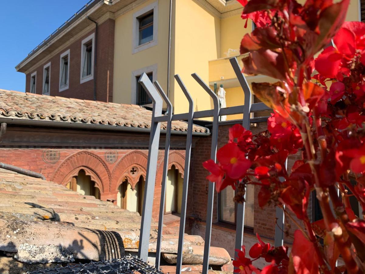 Affittacamere Arco Polinori Фоліньо Екстер'єр фото